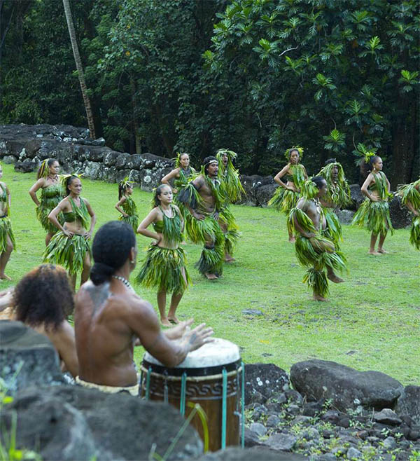 Danses aux iles Marquises